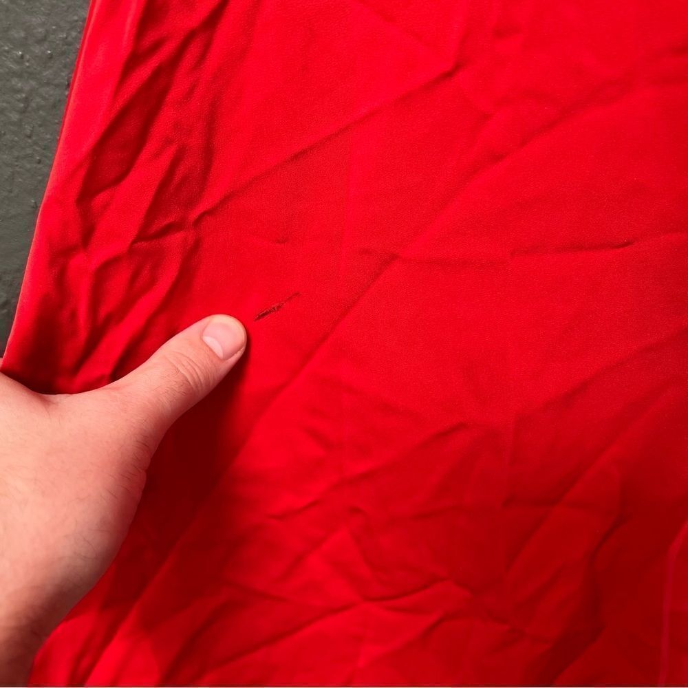 *small scrape* NWOT Revolve x NBD Teodora Gown in Red | Size S - Picture 8 of 13